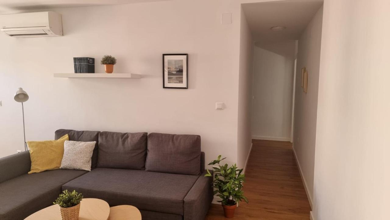 Piso Centrico Reformado / Apartment In The Center Нерха Екстер'єр фото
